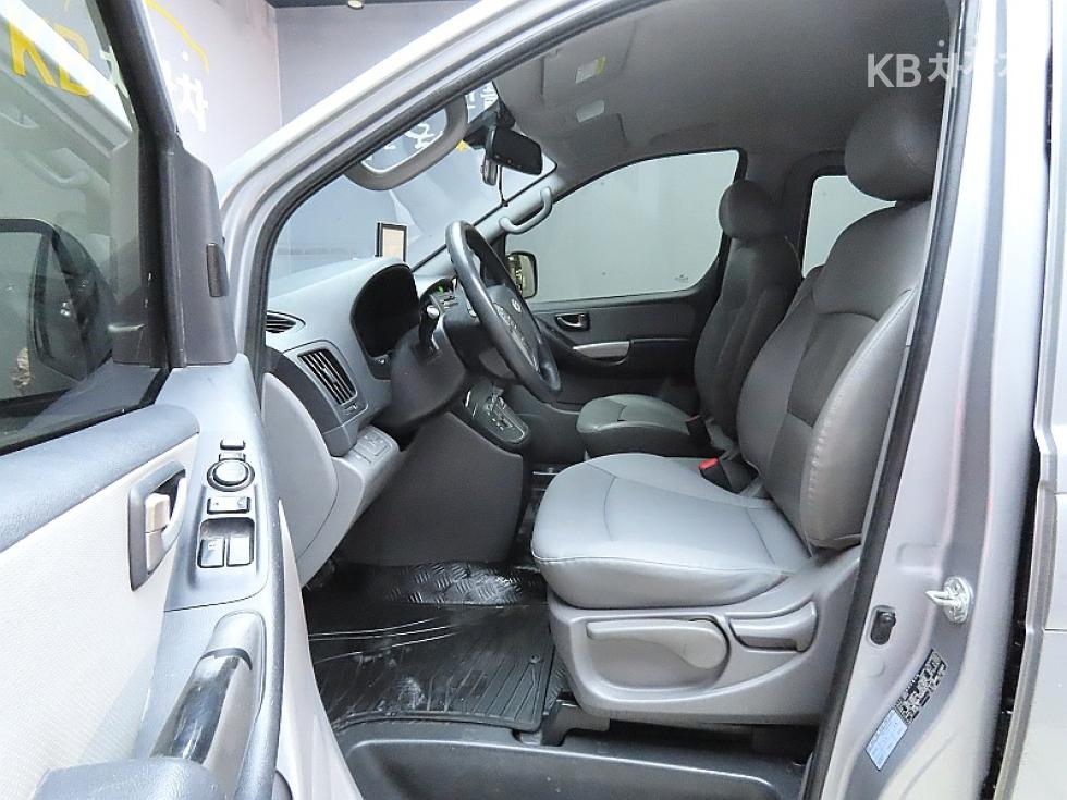 Hyundai Starex — miniaturë 10