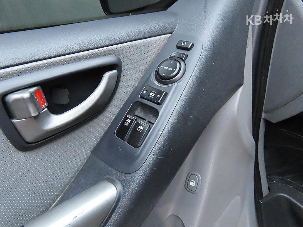Hyundai Starex — miniaturë 13