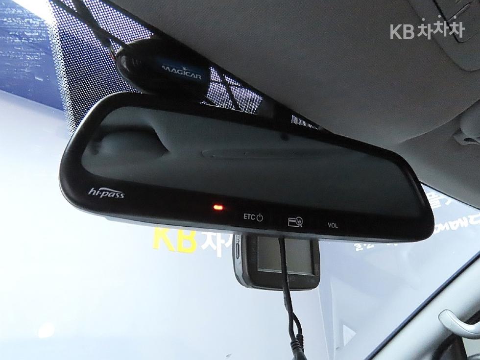Hyundai Starex — miniaturë 16