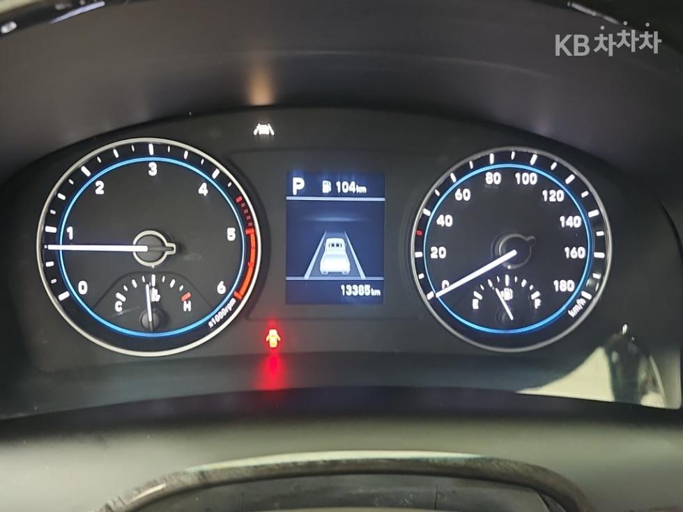 2021 Hyundai 2 photo