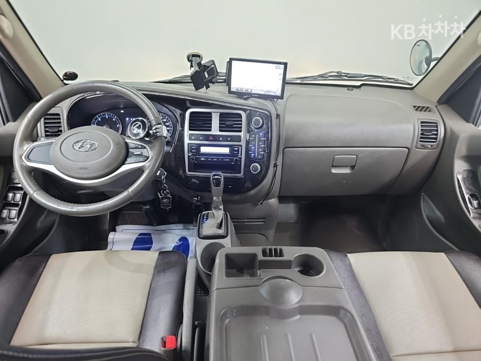 2021 Hyundai 2 photo