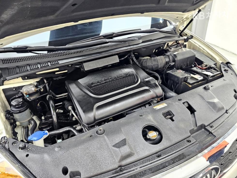 Kia Carnival — miniaturë 6