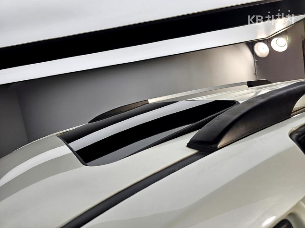 Kia Carnival — miniaturë 12