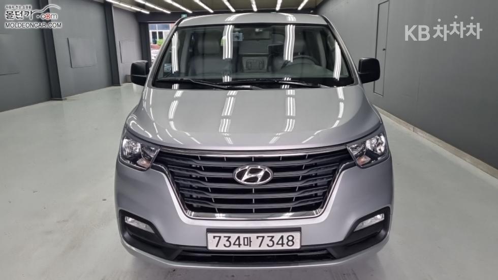 Hyundai Starex — miniaturë 3