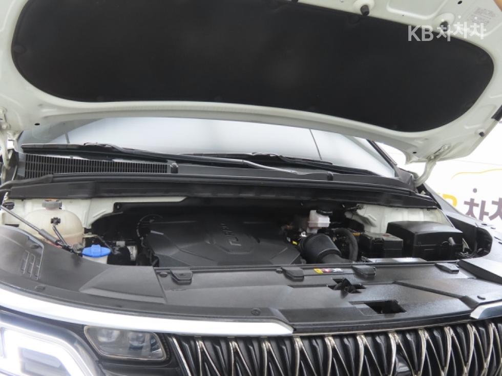 Kia Carnival — miniaturë 19