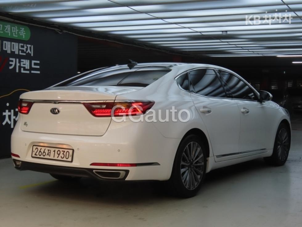 Kia K7 — miniaturë 3