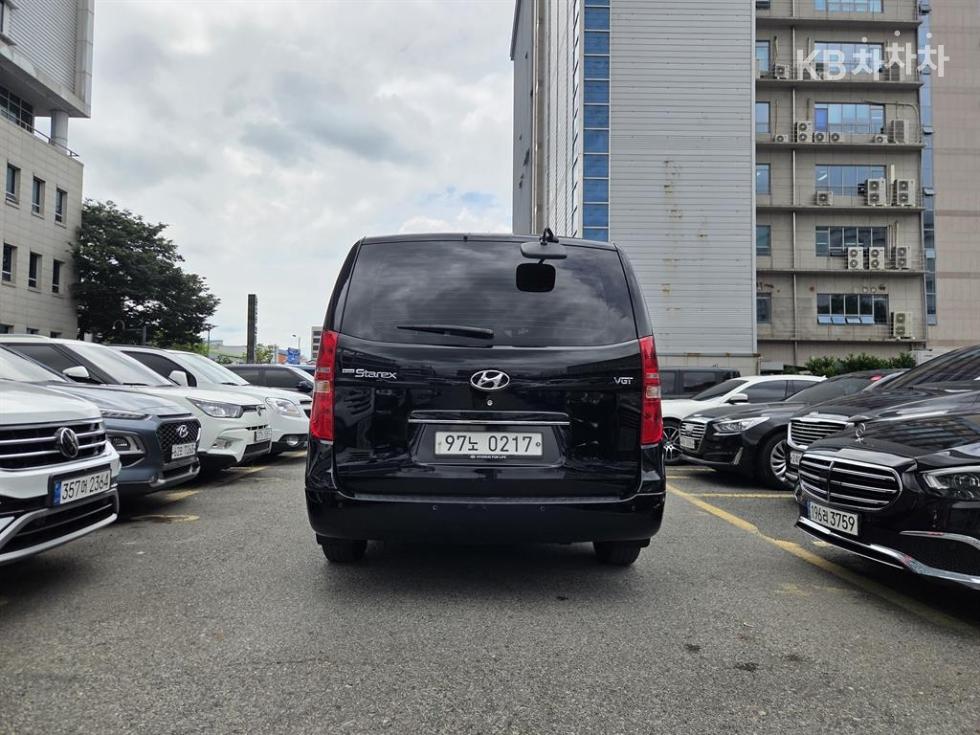 Hyundai Starex — miniaturë 3