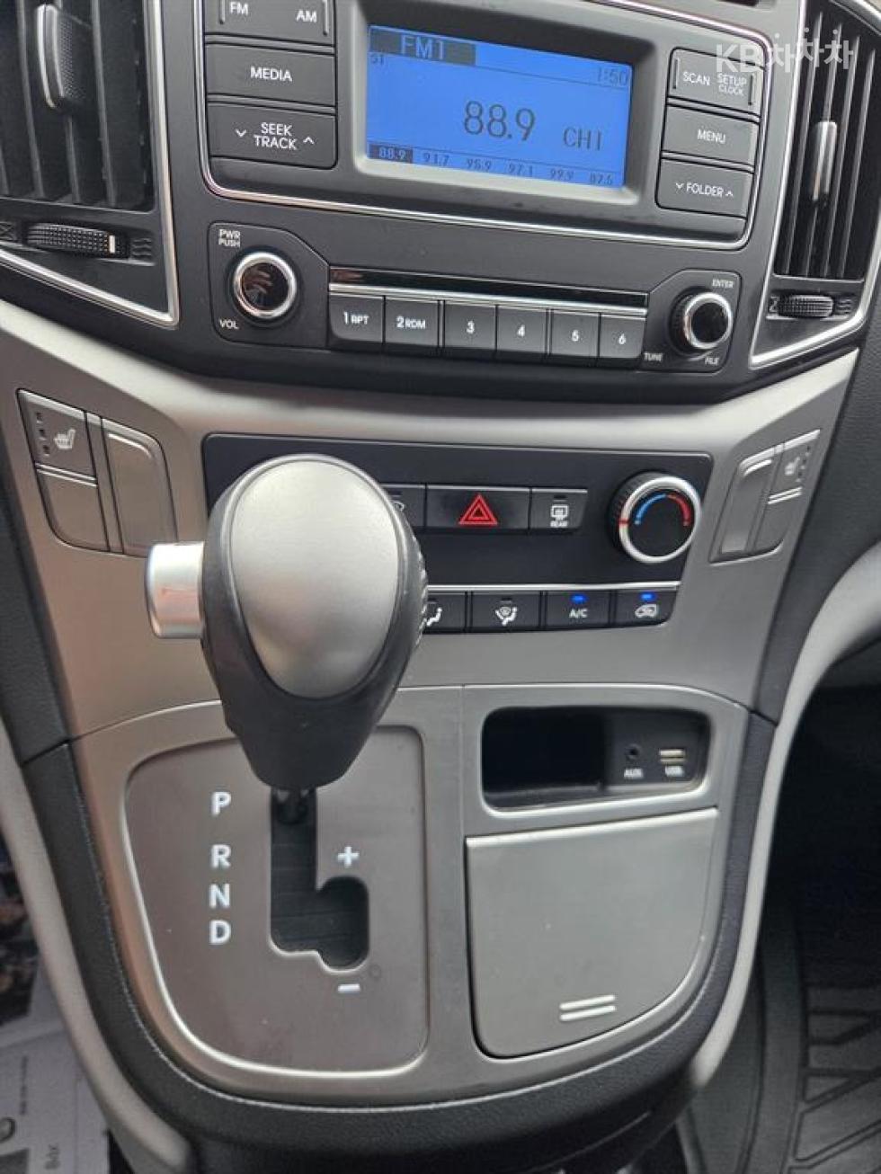 Hyundai Starex — miniaturë 9