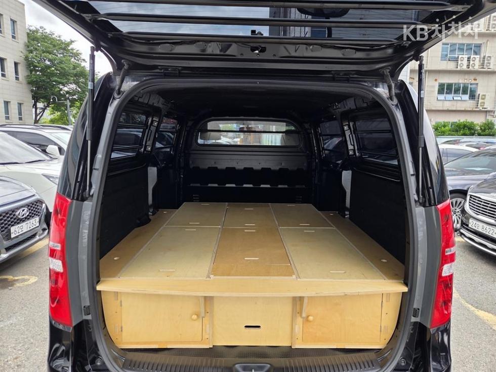 Hyundai Starex — miniaturë 16