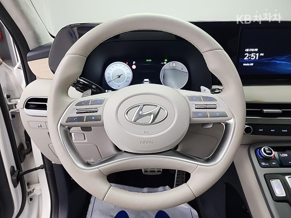 2022 Hyundai Used Car photo