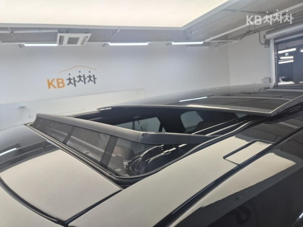 Land Rover Range Rover Sport — miniaturë 13