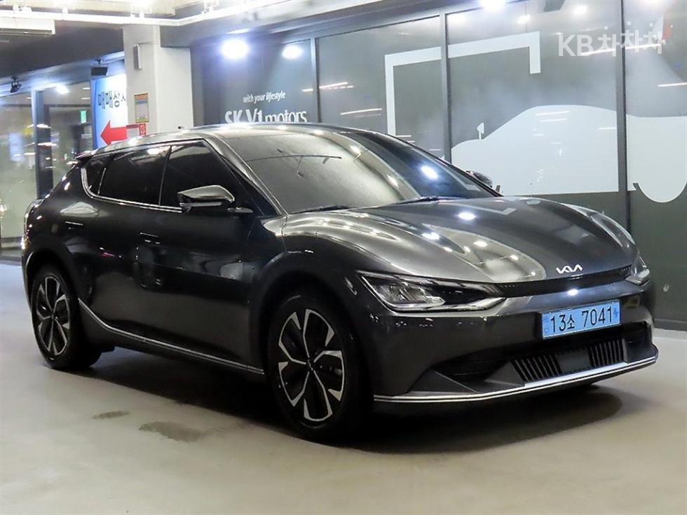 기아 EV6 2022년식 기아 EV6 롱 레인지 2WD 에어