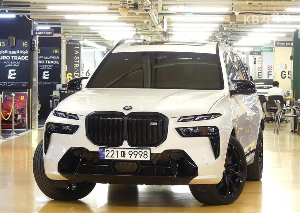 BMW X7 — miniaturë 2