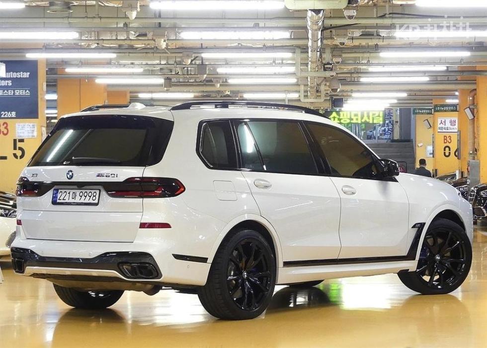 BMW X7 — miniaturë 3