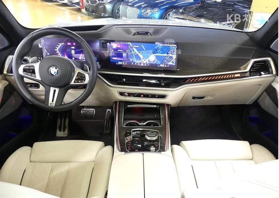 BMW X7 — miniaturë 4