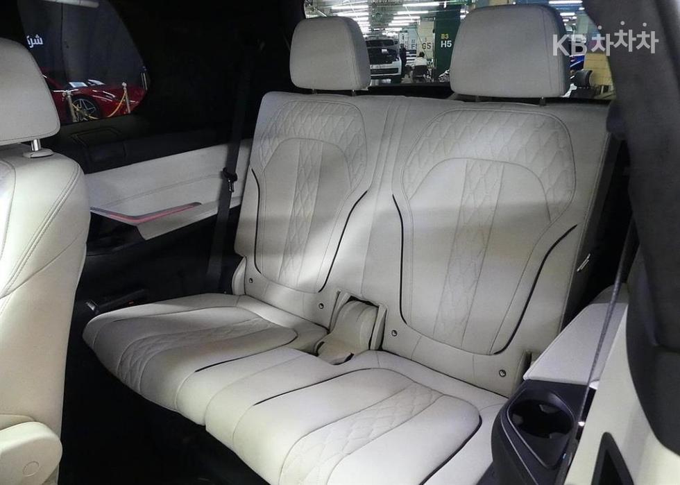 BMW X7 — miniaturë 18