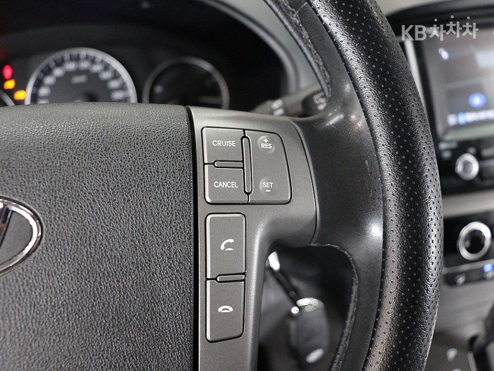 Hyundai Starex — miniaturë 7