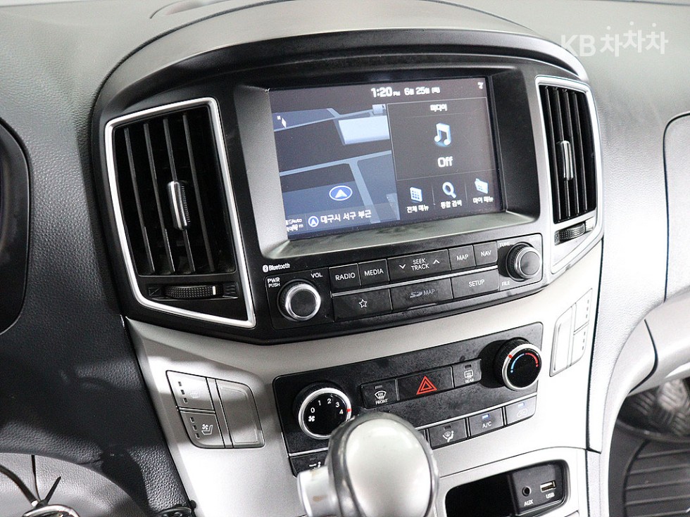 Hyundai Starex — miniaturë 10