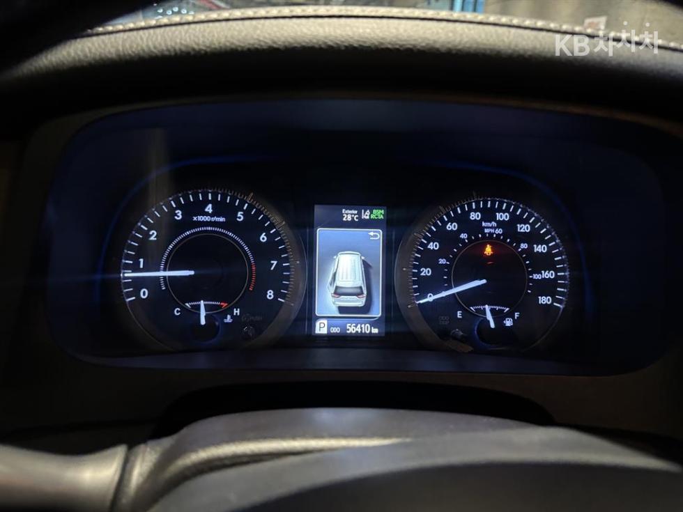 Toyota Sienna — miniaturë 13