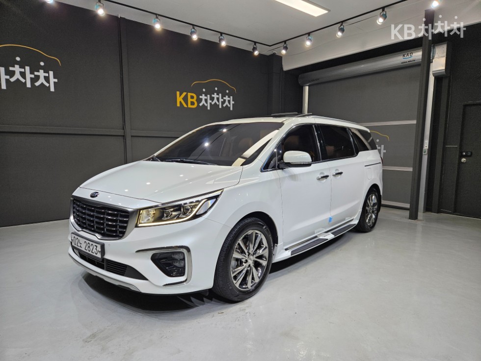 Kia Carnival — miniaturë 2