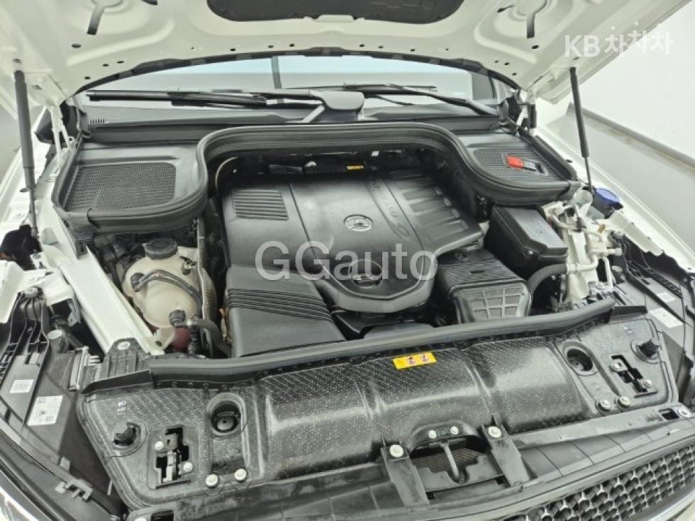 Mercedes-Benz GLE — miniaturë 6