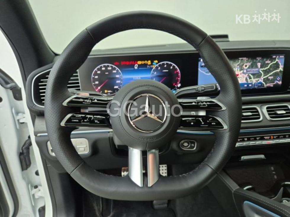 Mercedes-Benz GLE — miniaturë 9