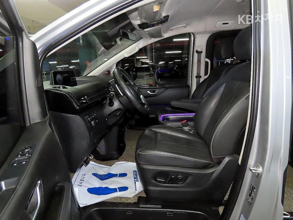 Hyundai Staria — miniaturë 6