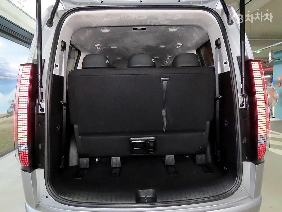 Hyundai Staria — miniaturë 16