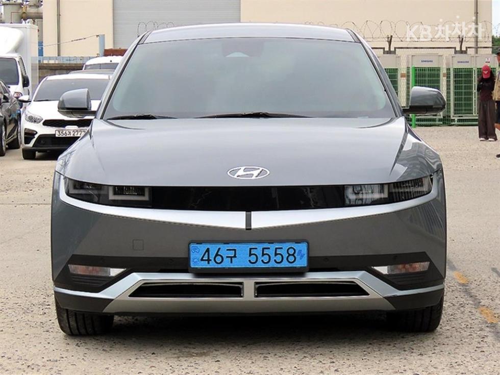 현대 아이오닉5 2022년식 현대 아이오닉5 롱레인지 AWD 익스클루시브