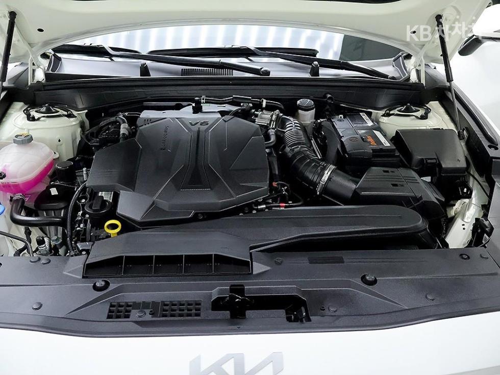 Kia K8 — miniaturë 7