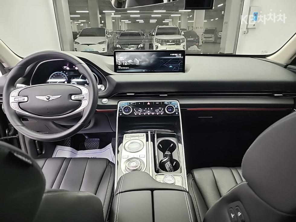 2021 Genesis GV80 photo