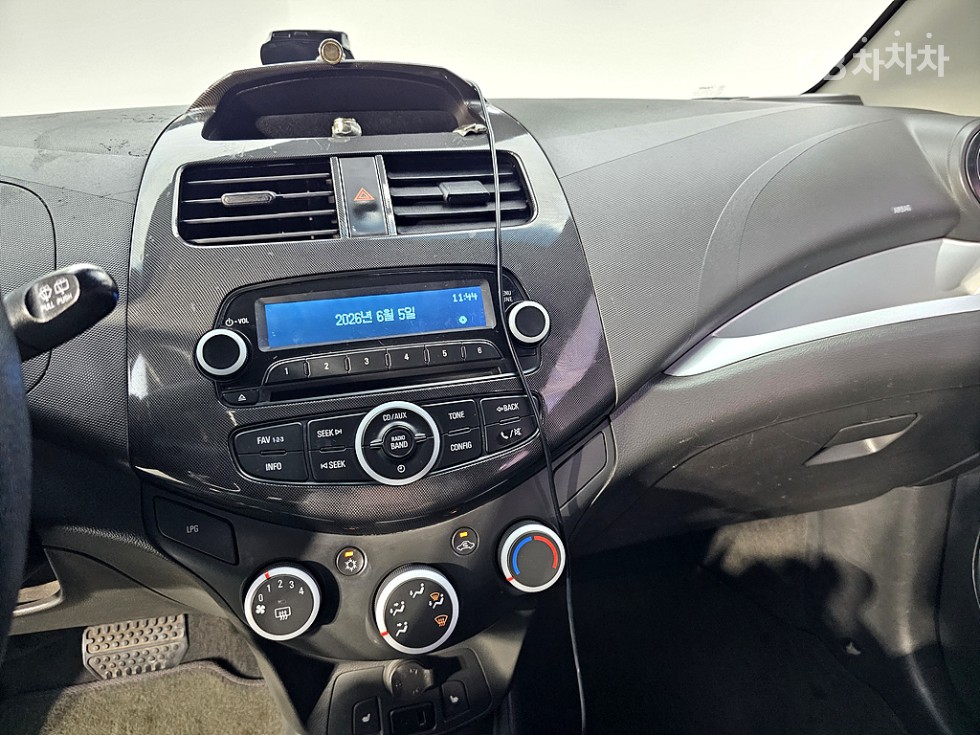 Chevrolet Spark — miniaturë 12