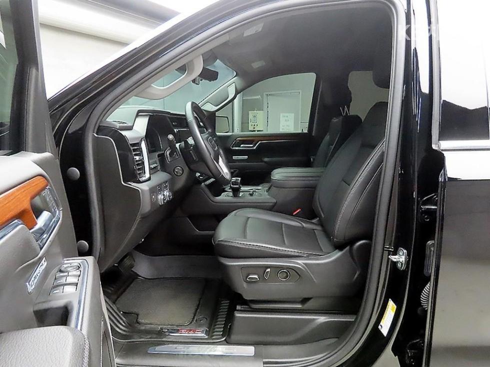 2023 GMC GMC photo