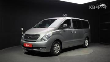 Hyundai Starex 12인승 왜건 CVX — foto 1