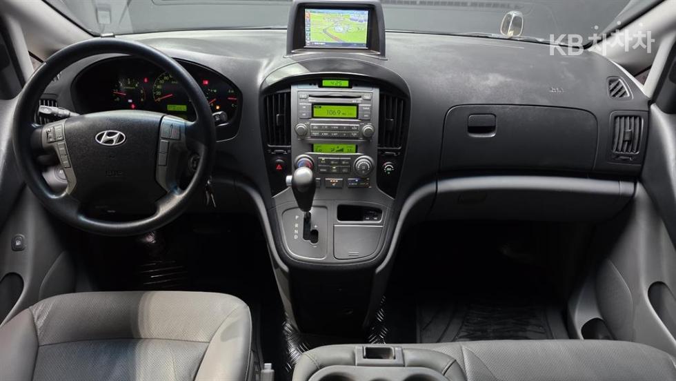 Hyundai Starex — miniaturë 5