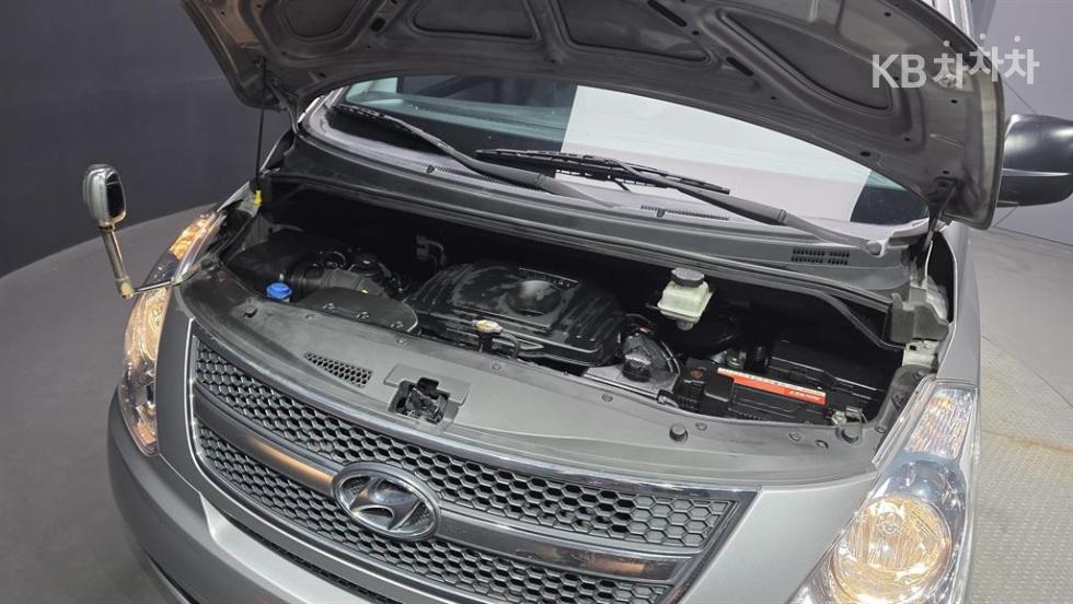 Hyundai Starex — miniaturë 8