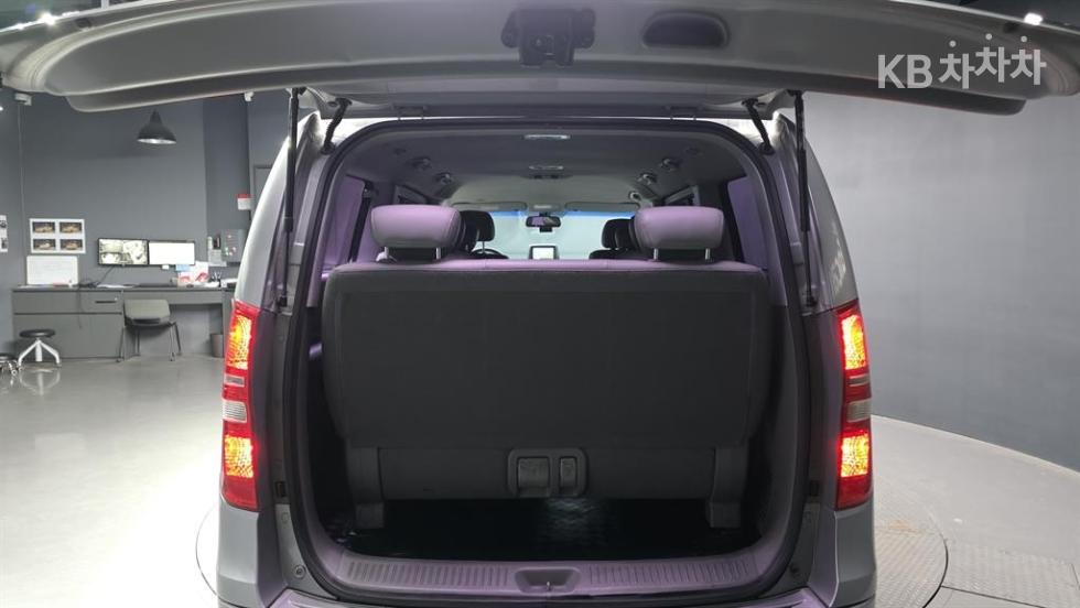 Hyundai Starex — miniaturë 17