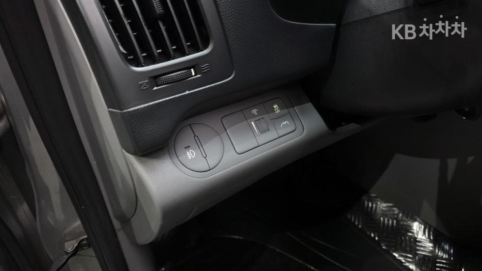 Hyundai Starex — miniaturë 20
