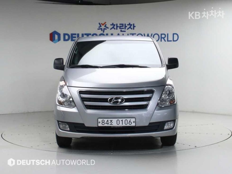 Hyundai Starex — miniaturë 3