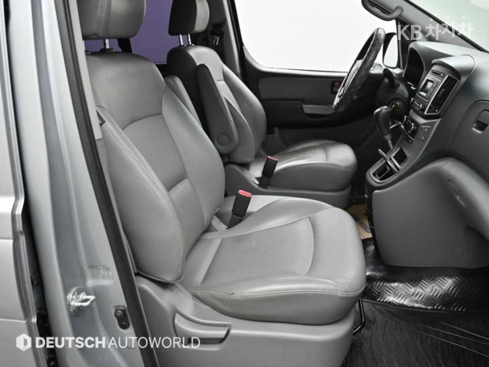 Hyundai Starex — miniaturë 10