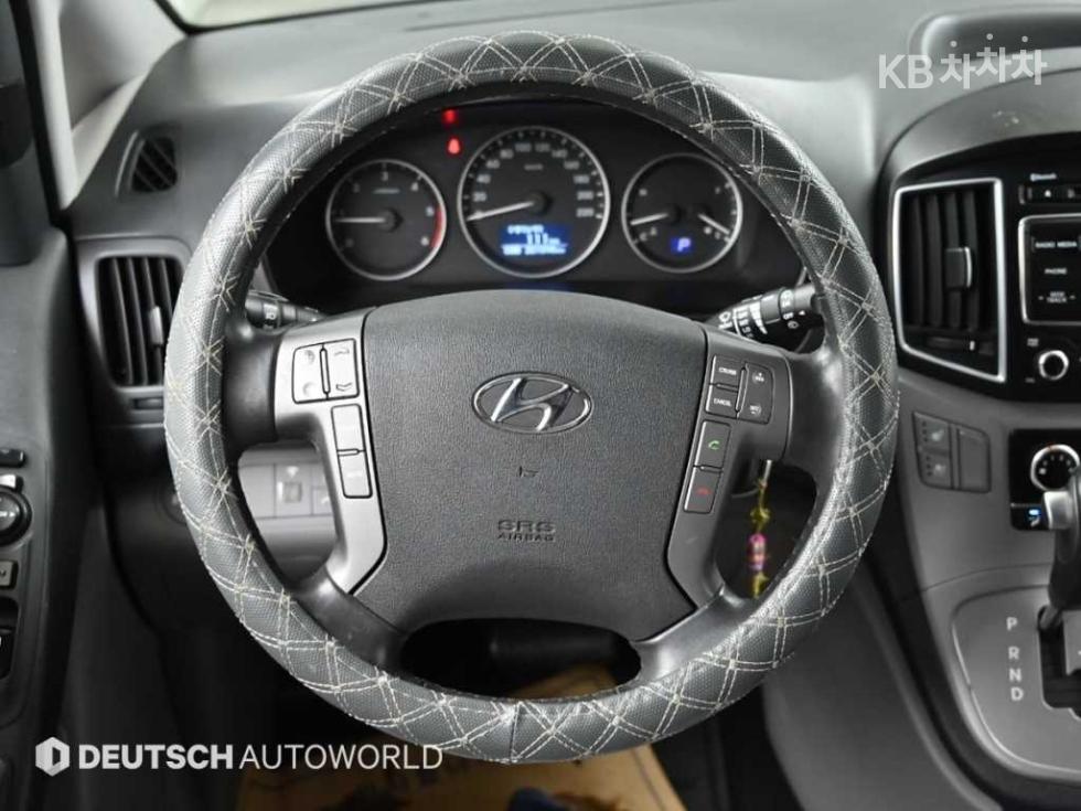 Hyundai Starex — miniaturë 13