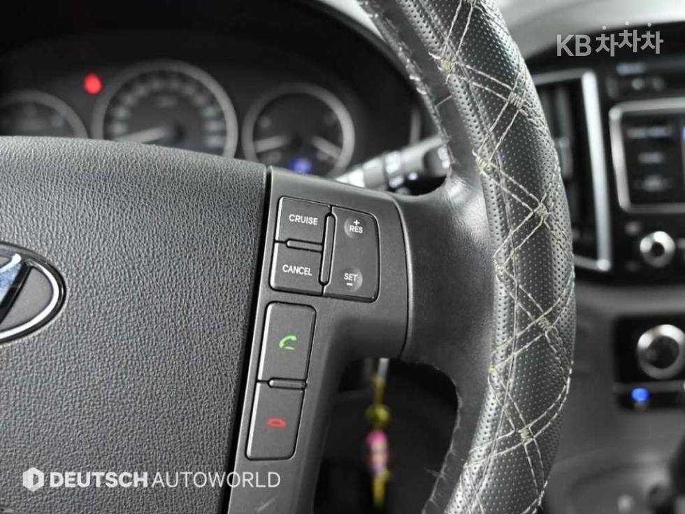 Hyundai Starex — miniaturë 16