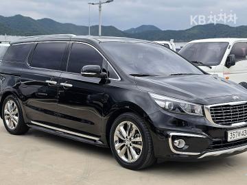 Kia Carnival 9인승 2.2 디젤 — foto 1