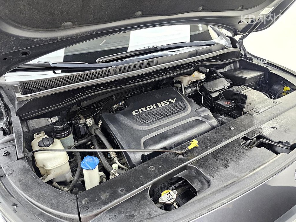 Kia Carnival — miniaturë 6