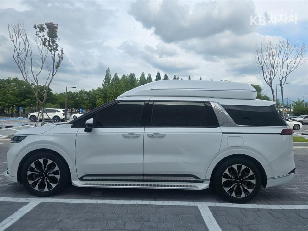 Kia Carnival — miniaturë 3