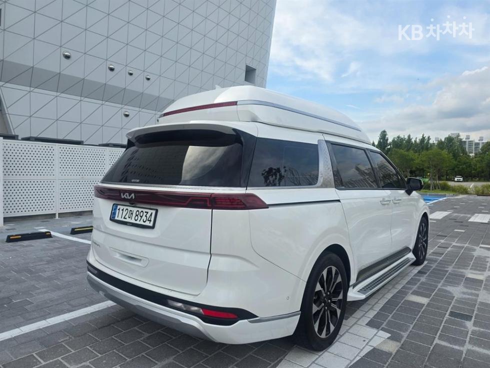 Kia Carnival — miniaturë 4