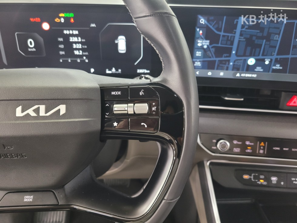 Kia Carnival — miniaturë 10