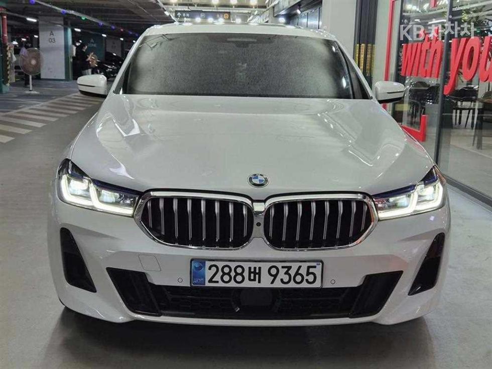 2023 BMW BMW photo