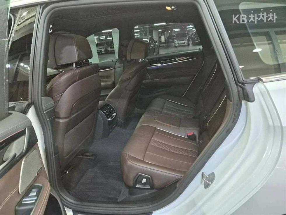2023 BMW BMW photo