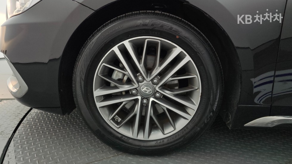 Hyundai Grandeur — miniaturë 5